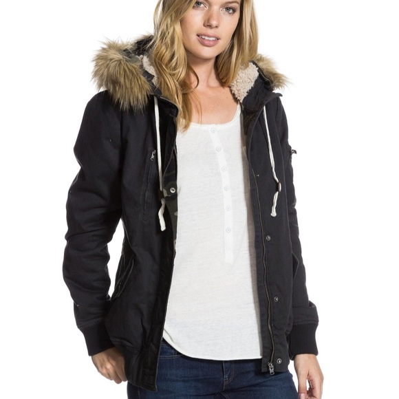 **SOLD**Roxy Sherpa lined jacket (charcoal grey) - Picture 4 of 4